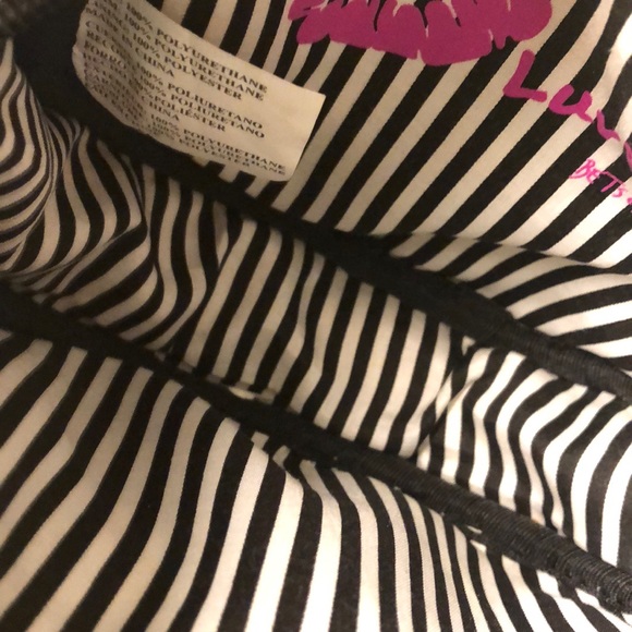 SOLD❤️ NWOT.. LUV BETSEY SMILEY FACE 🙂 PURSE - Picture 7 of 8